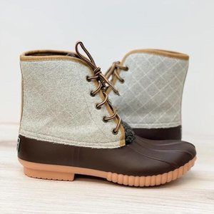 SIMPLY SOUTHERN GRAY QUILTED LACE UP BOOTS